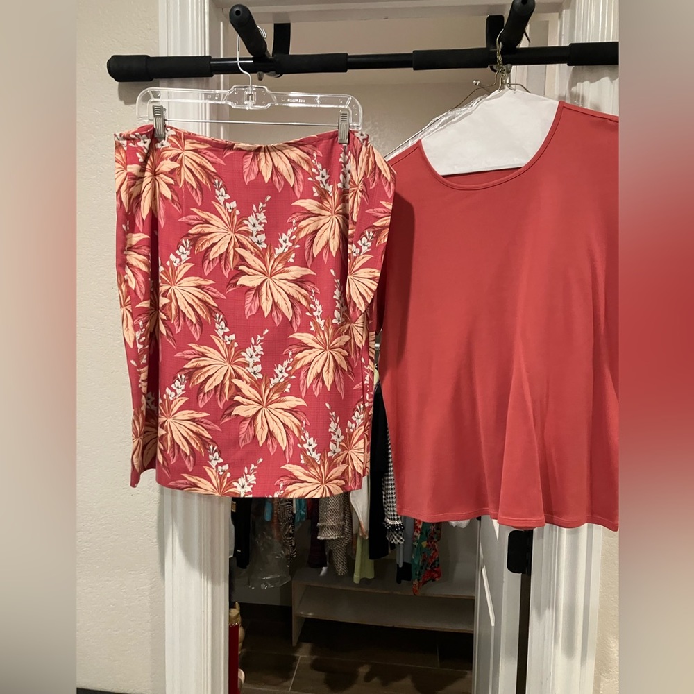 Great Tommy Bahama 3 piece outfit.